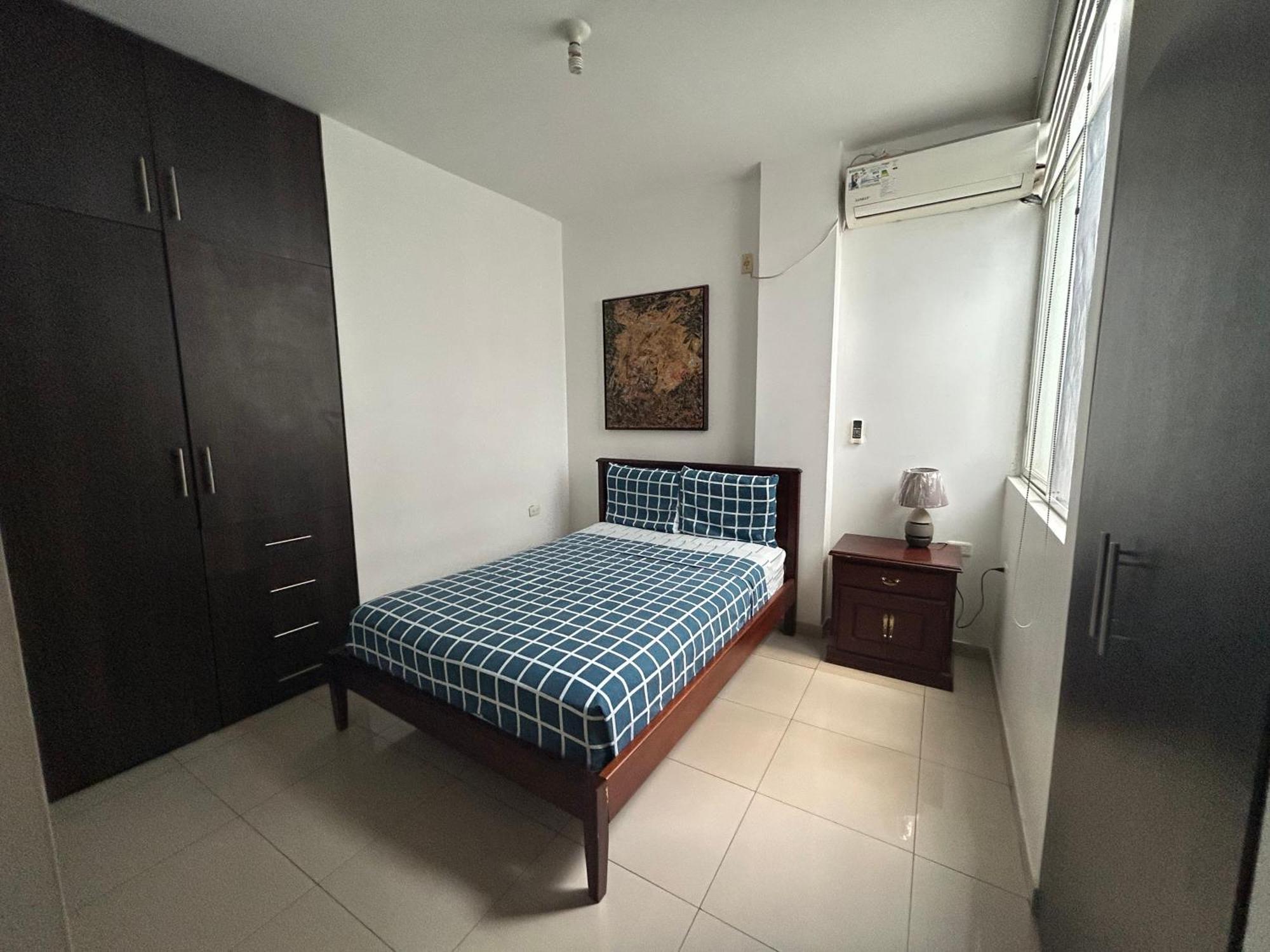 Departamentos De 2 Y 3 Habitaciones En El Centro De Manta Eksteriør bilde